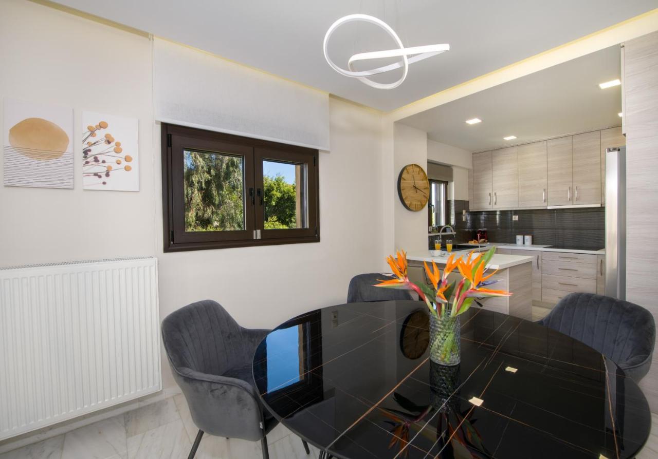 Aretousa Apartamento *